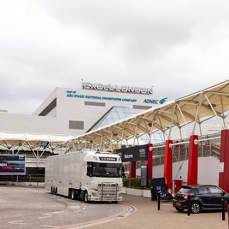 Wild Roses Serviced Apartments - Excel Warehouse 2 London Exterior foto